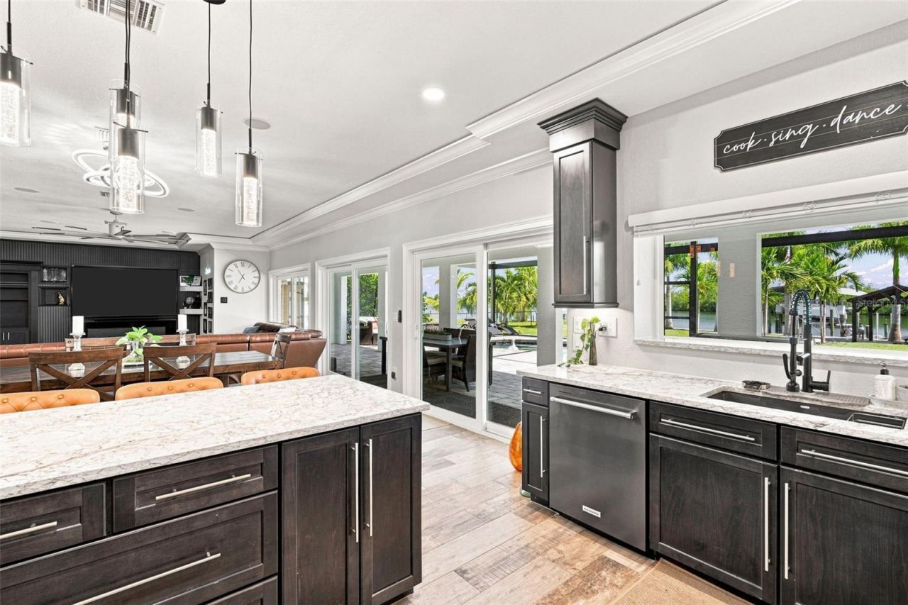 2424 Harbour Drive, Punta Gorda, FL 33983 Photo