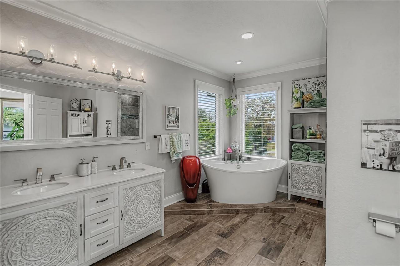 2424 Harbour Drive, Punta Gorda, FL 33983 Photo