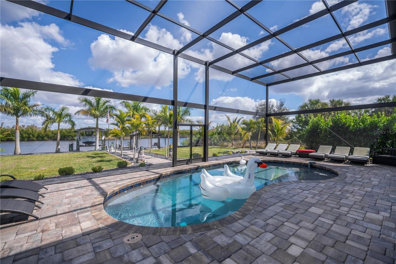 2424 Harbour Drive, Punta Gorda, FL 33983 Photo