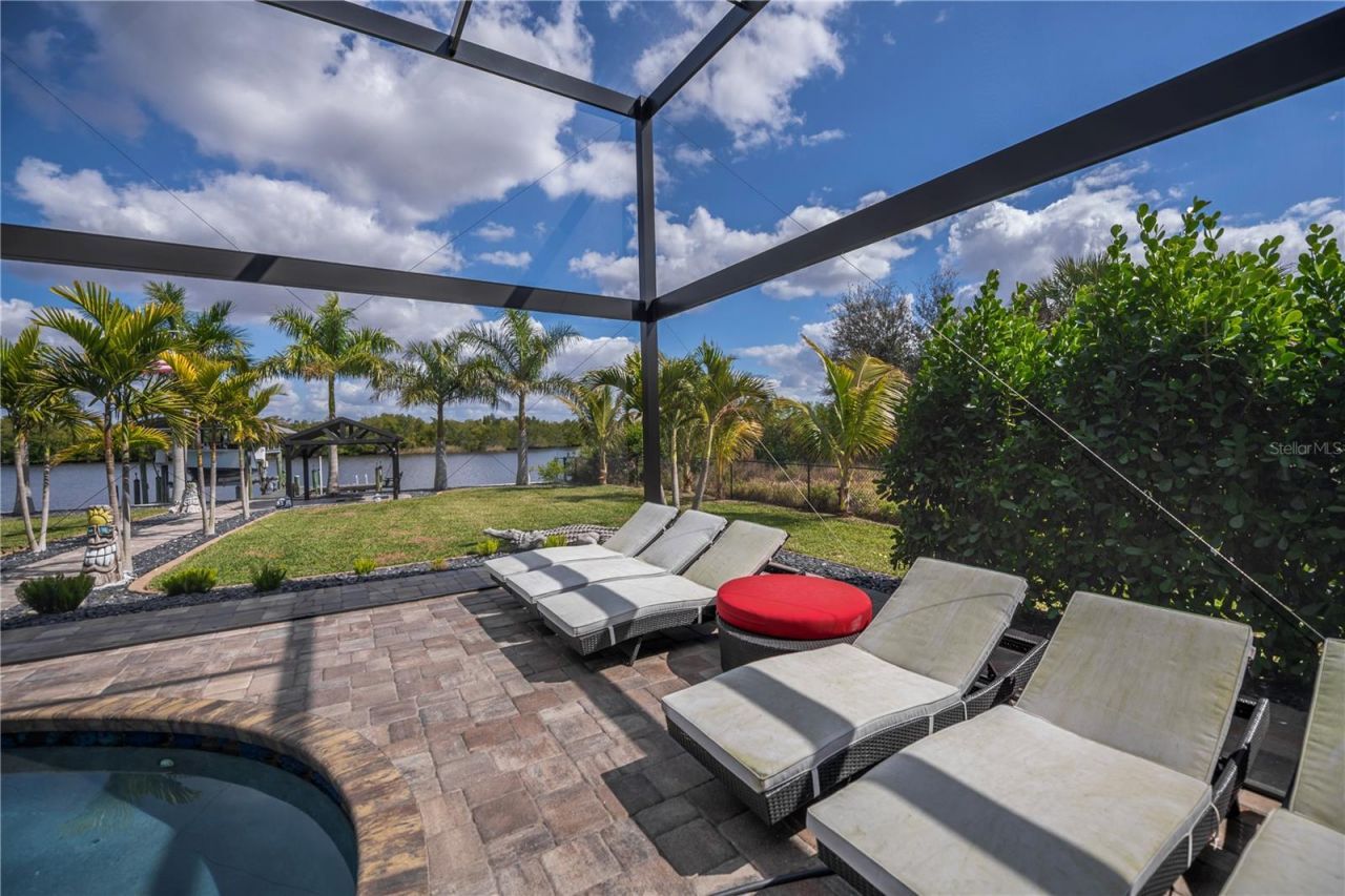 2424 Harbour Drive, Punta Gorda, FL 33983 Photo