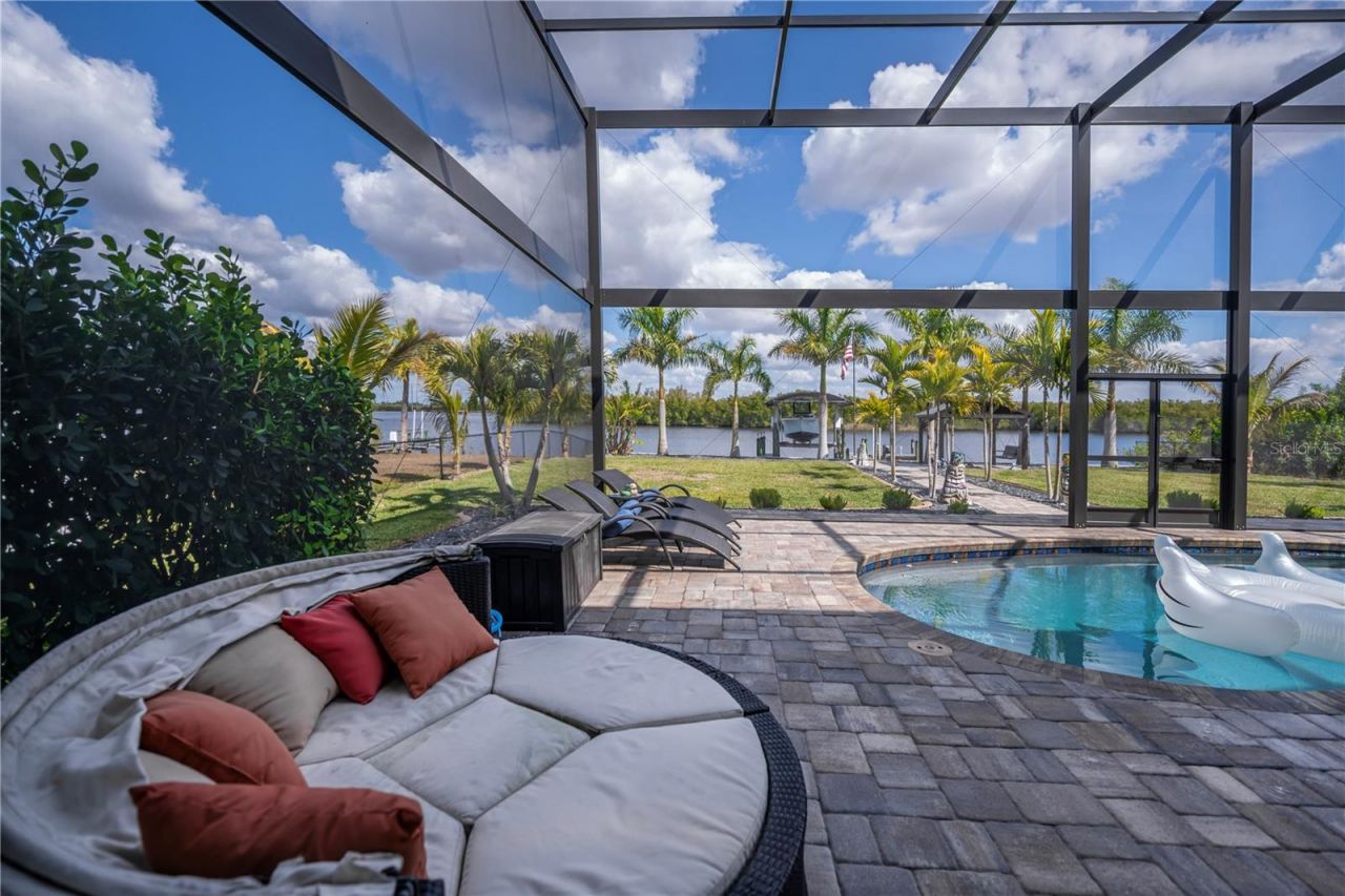 2424 Harbour Drive, Punta Gorda, FL 33983 Photo