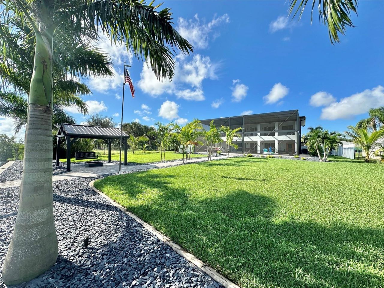 2424 Harbour Drive, Punta Gorda, FL 33983 Photo