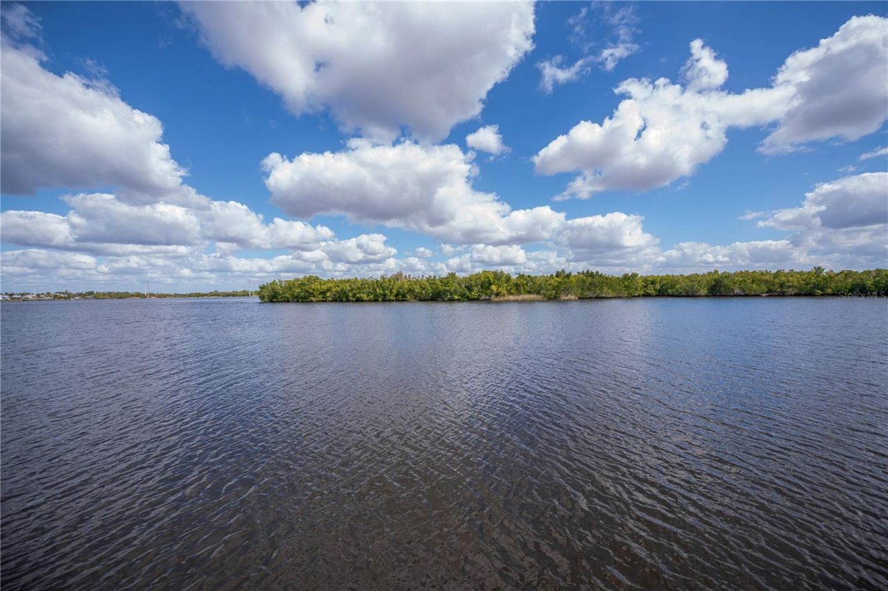 2424 Harbour Drive, Punta Gorda, FL 33983 Photo