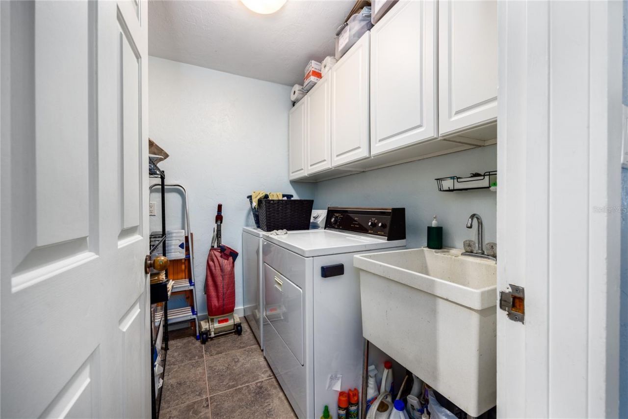 3007 SW 4th Court, Gainesville, FL 32601 Photo