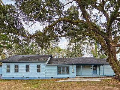 127 Meadowlake Drive, Walterboro, SC 29488