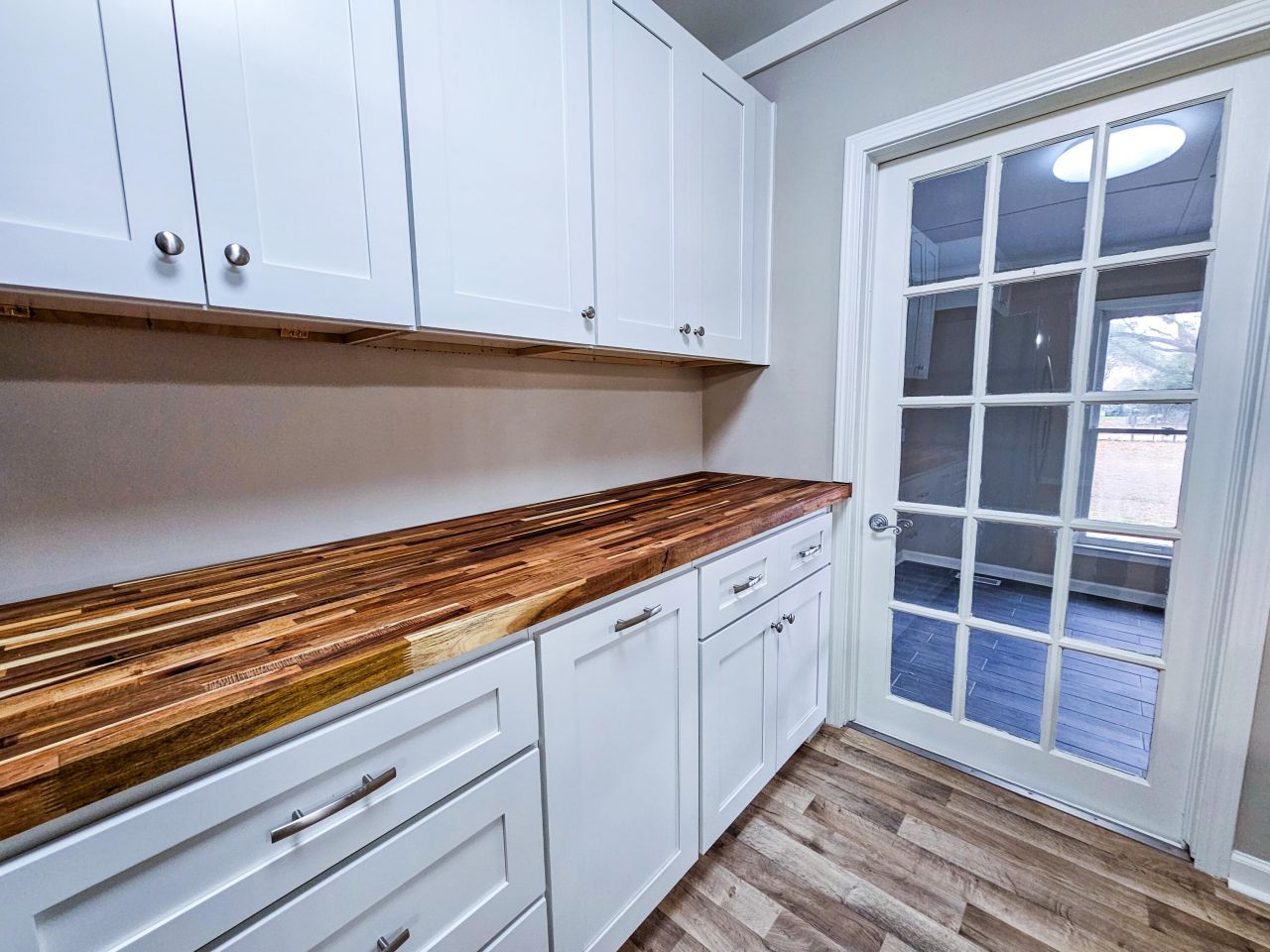 127 Meadowlake Drive Photo 19