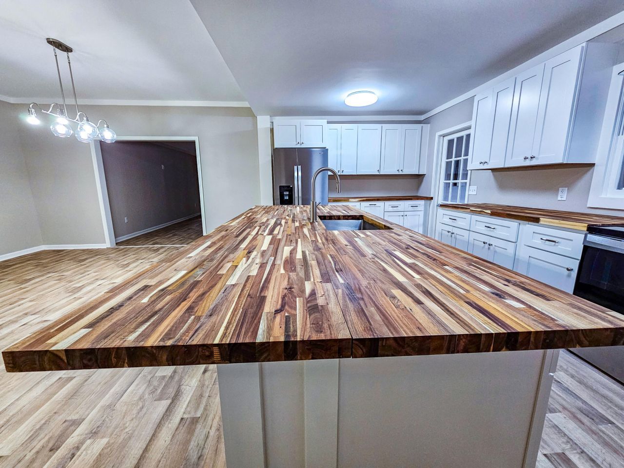 127 Meadowlake Drive Photo 25