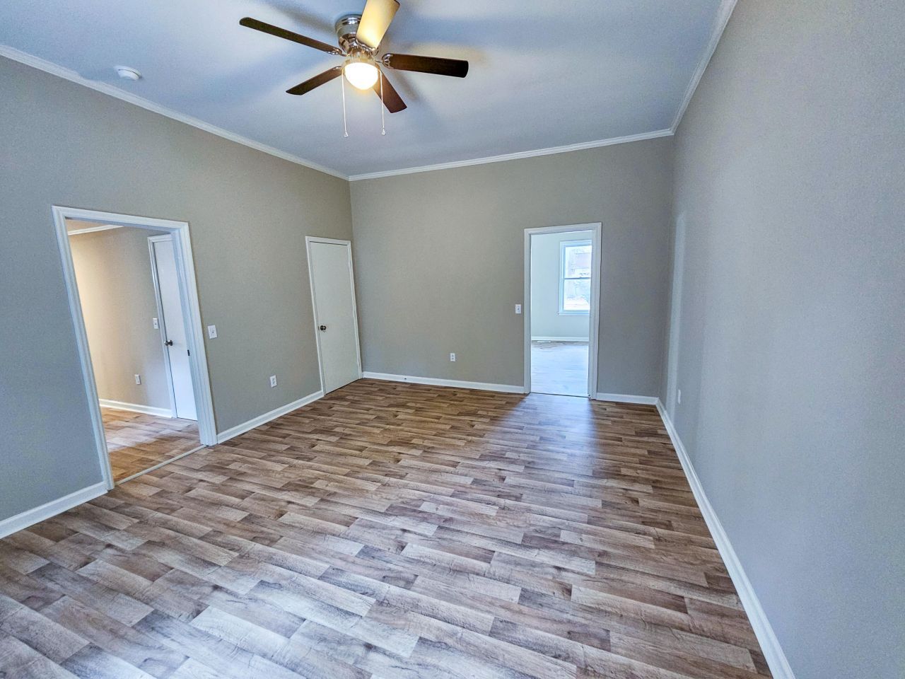 127 Meadowlake Drive Photo 32