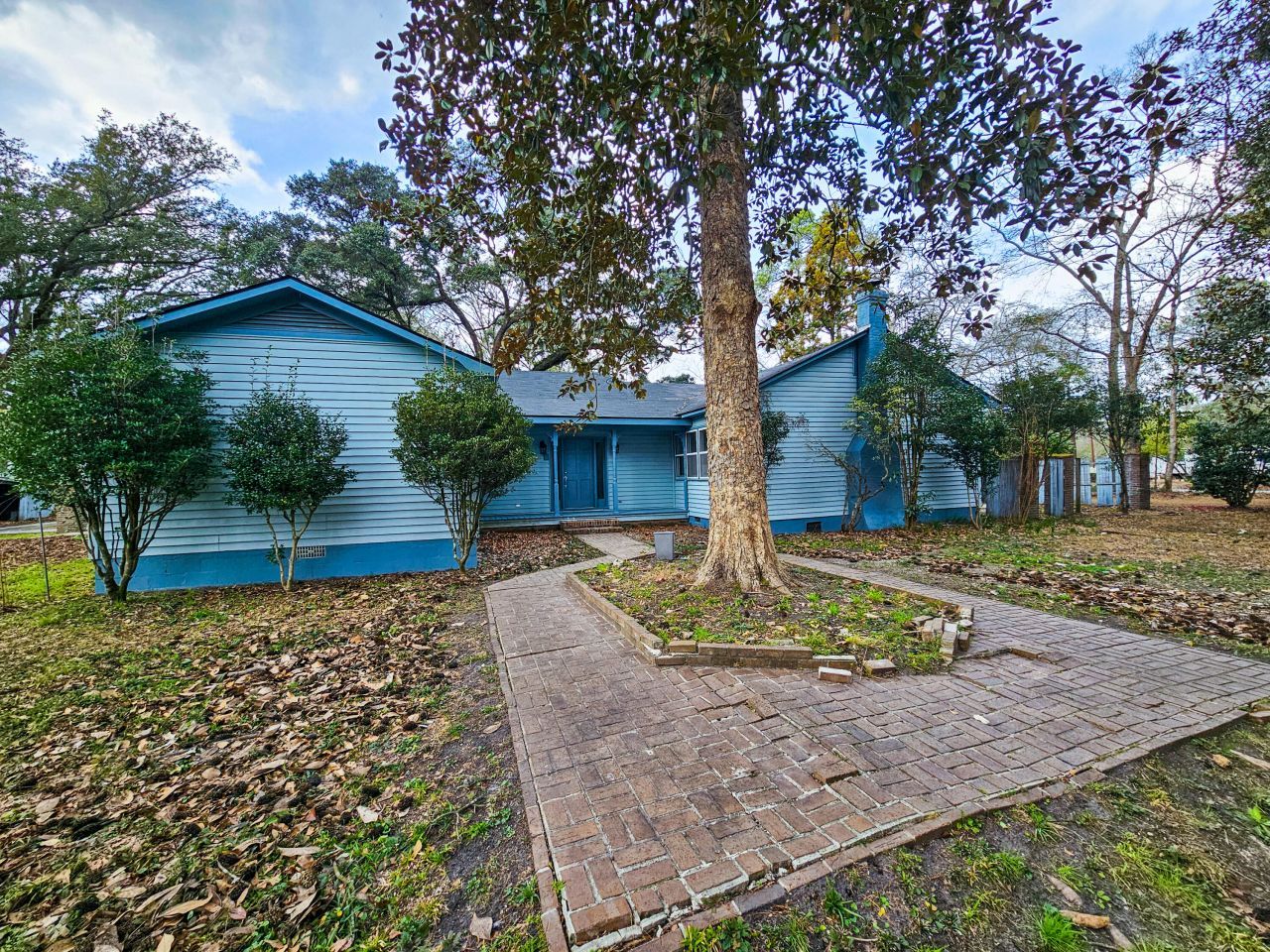 127 Meadowlake Drive Photo 5