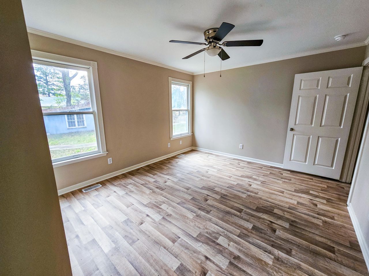 127 Meadowlake Drive Photo 56