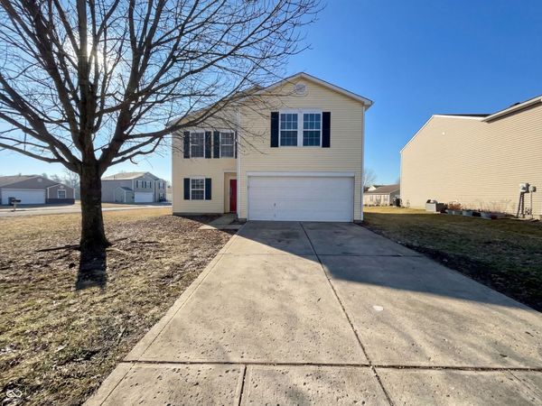 8843 Cardinal Flower Lane, Indianapolis, IN 46231