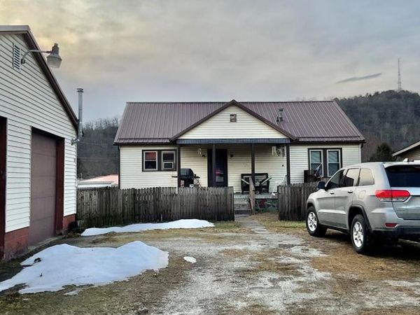 807 Highland Avenue, New Martinsville, WV 26155