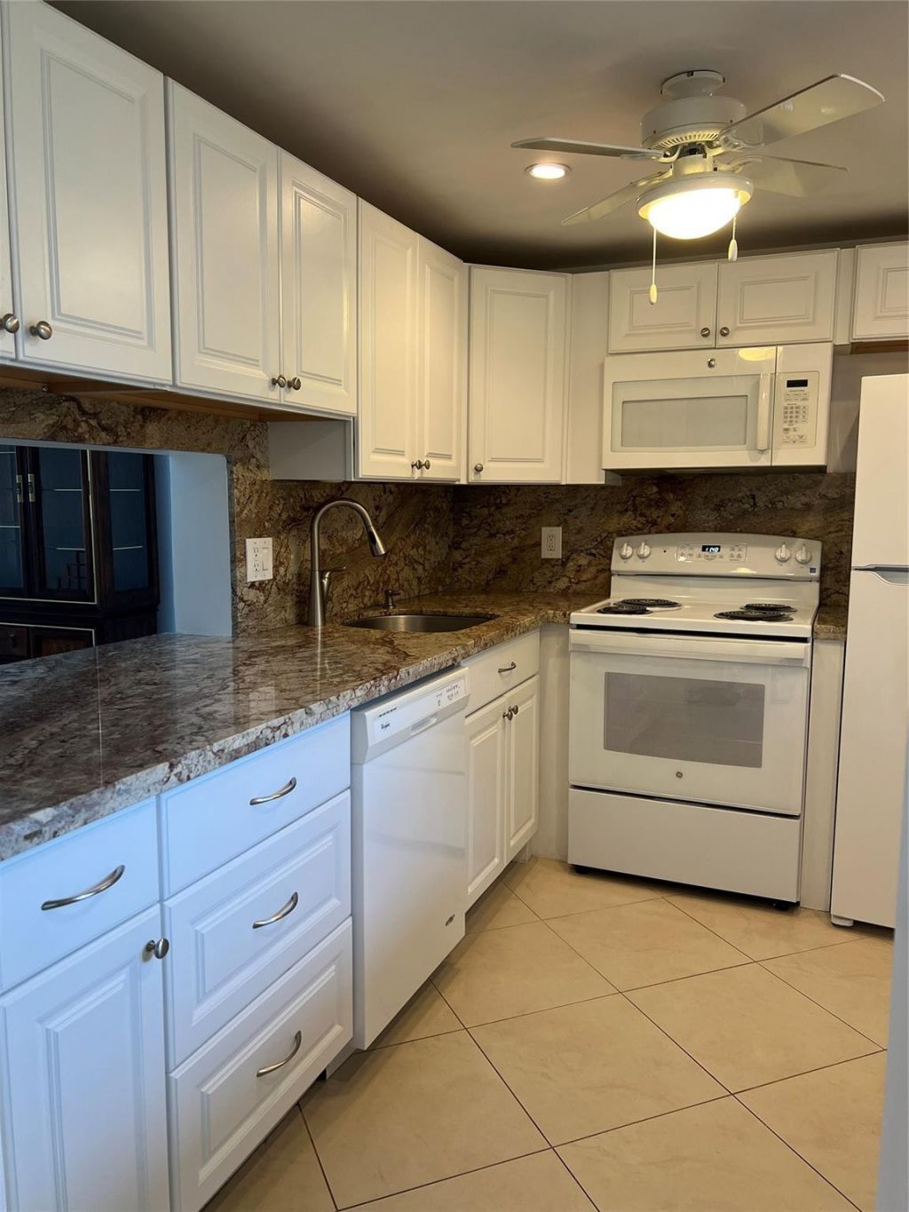 2615 NE 3rd Court, Unit 213, Boynton Beach, FL 33435 Photo