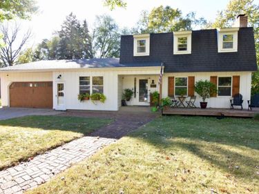 1715 Hillcrest Road, Saint Cloud, MN 56303