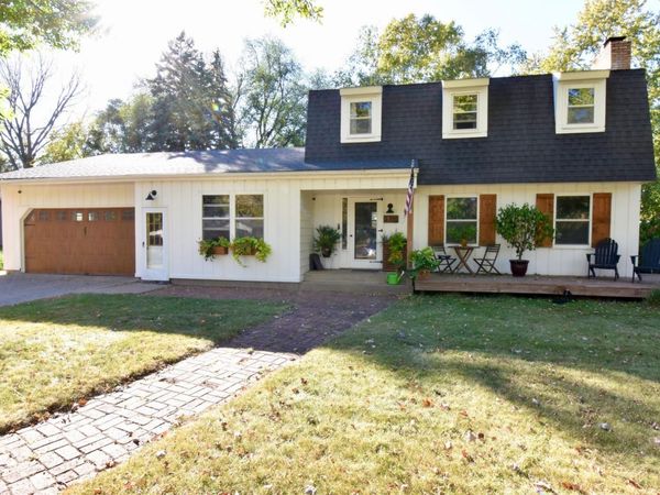 1715 Hillcrest Road, Saint Cloud, MN 56303