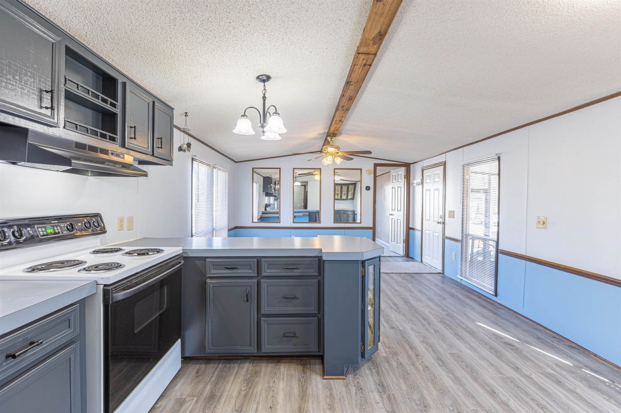 1525 Virgo Ln. Photo 8