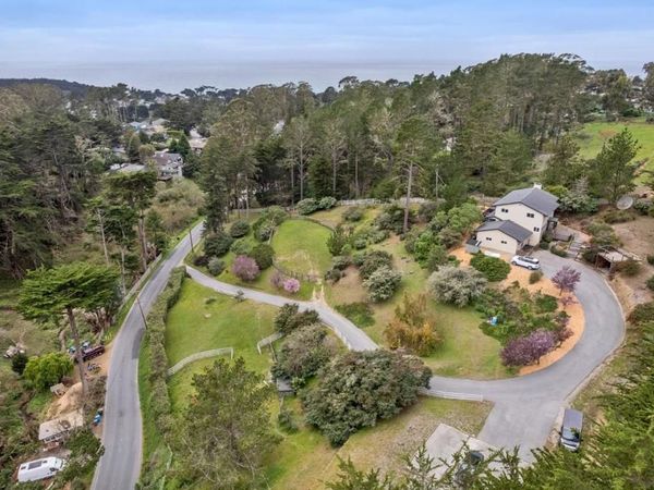 1790 Sunshine Valley Road, Moss Beach, CA 94038