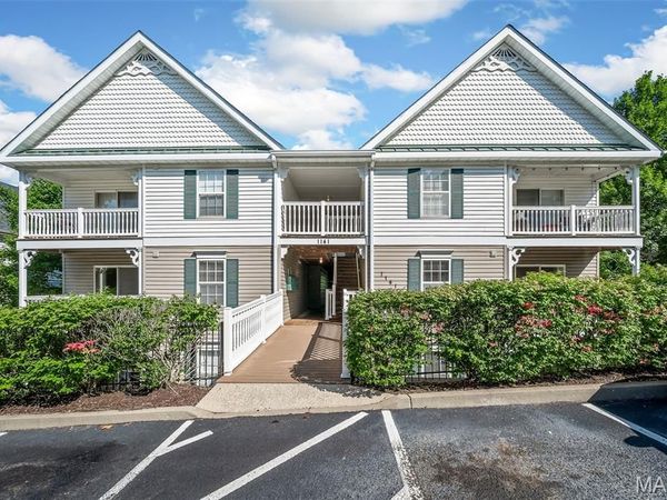 1141 Arbor Creek Drive, Unit 2C, St Louis, MO 63122