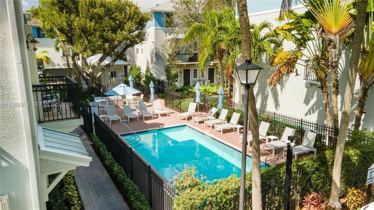 71 Atlantic Grove Way, Delray Beach, FL 33444 Photo