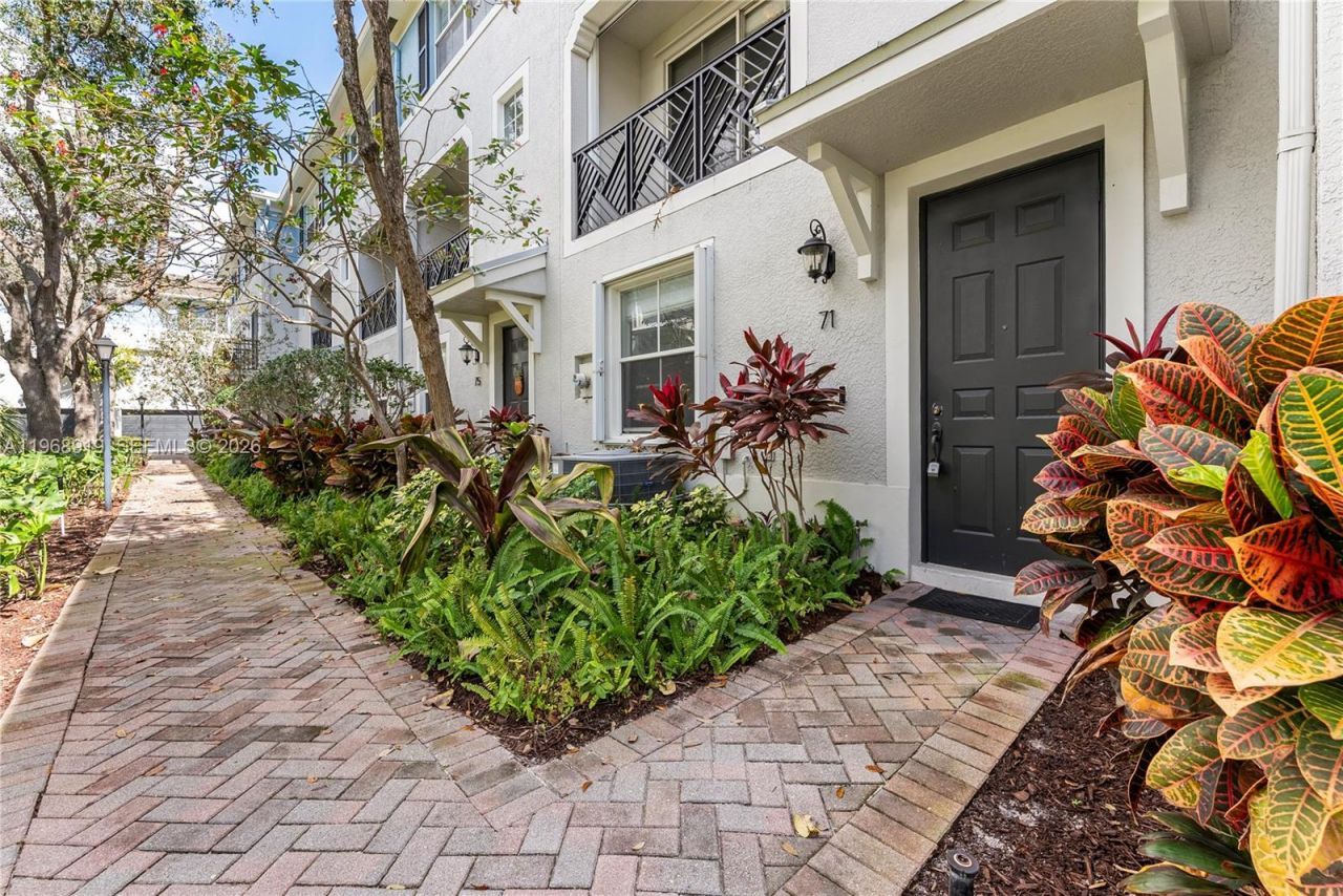 71 Atlantic Grove Way, Delray Beach, FL 33444 Photo