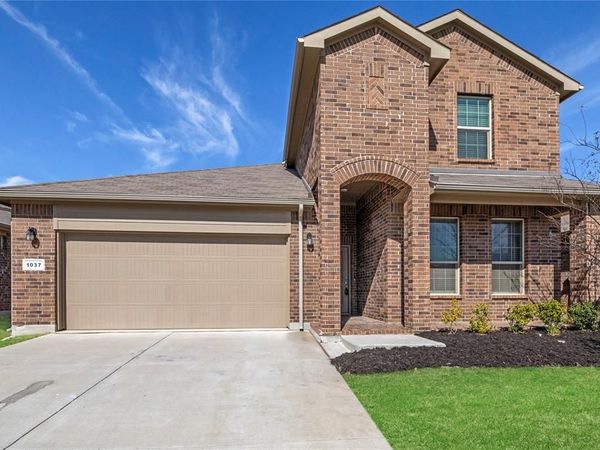 1037 Gillespie Drive, Fort Worth, TX 76247