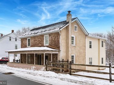 1687 E MAIN STREET, DOUGLASSVILLE, PA 19518