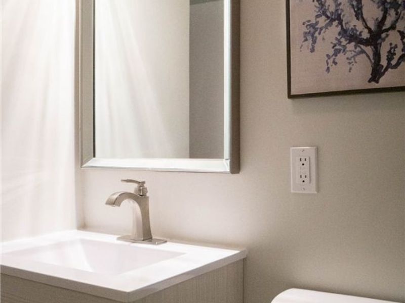 31931 Dickerson Road, Willowick, OH 44095 Photo 10