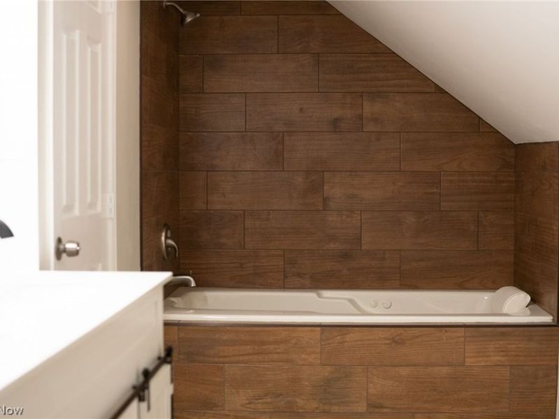 31931 Dickerson Road, Willowick, OH 44095 Photo 16