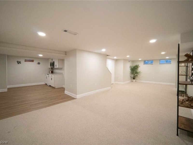 31931 Dickerson Road, Willowick, OH 44095 Photo 18