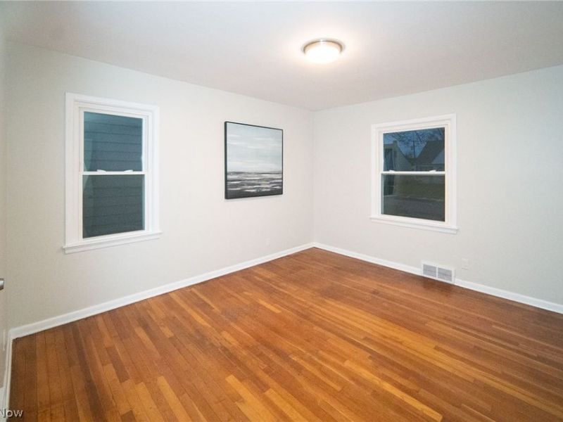 31931 Dickerson Road, Willowick, OH 44095 Photo 9