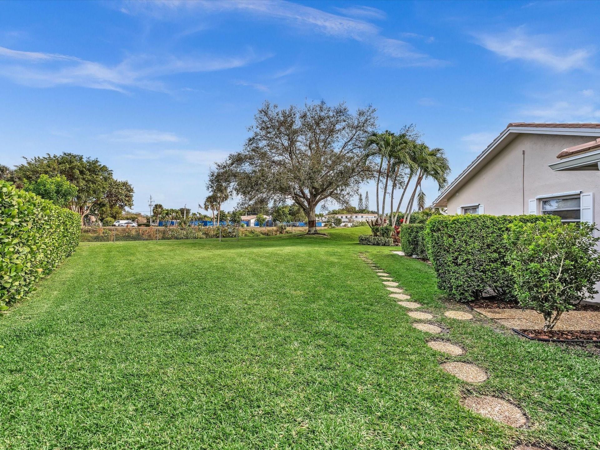 8140 NW 13th Place, Coral Springs, FL 33071 Photo