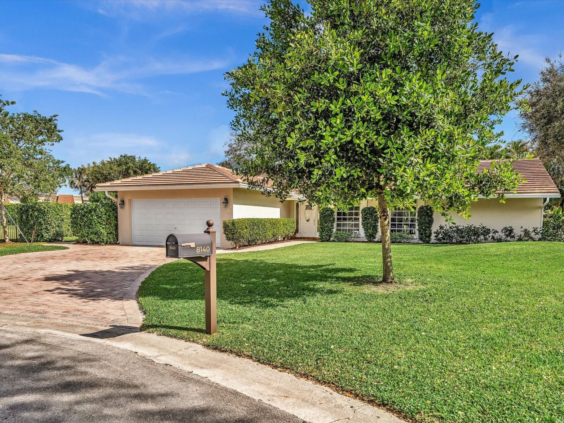 8140 NW 13th Place, Coral Springs, FL 33071 Photo