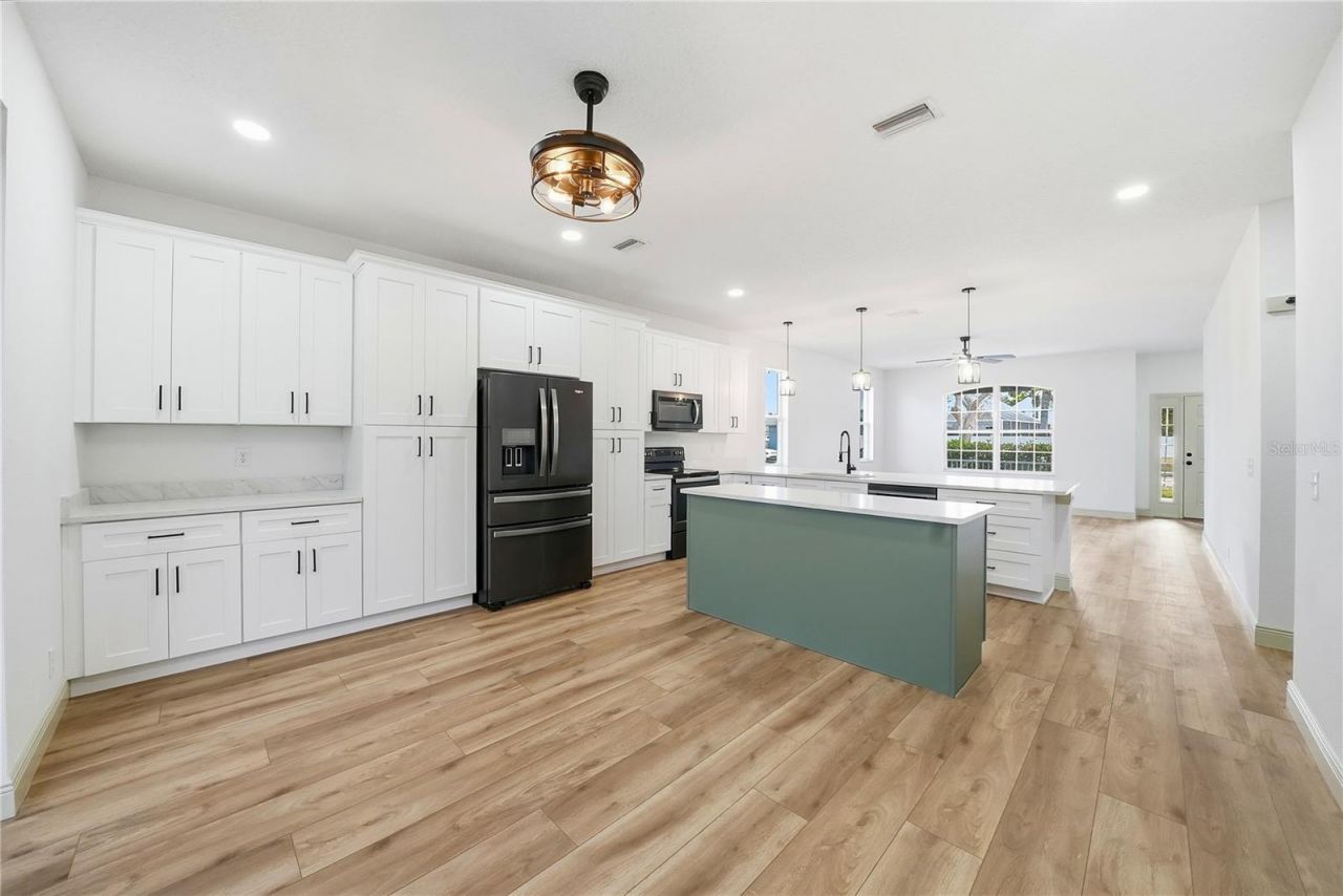 6931 34th Avenue E, Palmetto, FL 34221 Photo