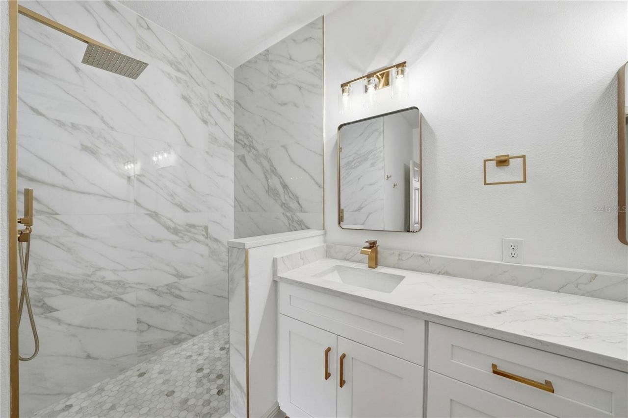 6931 34th Avenue E, Palmetto, FL 34221 Photo