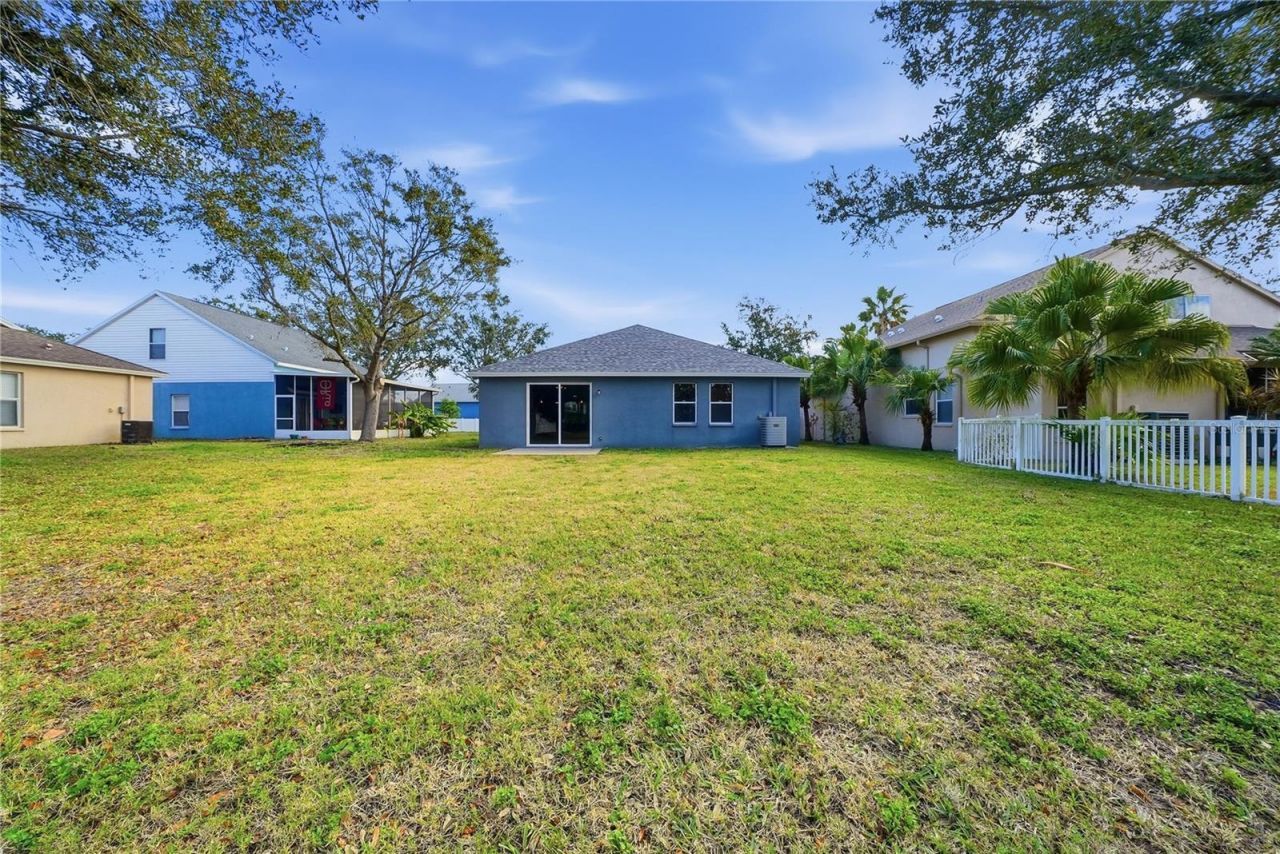 6931 34th Avenue E, Palmetto, FL 34221 Photo