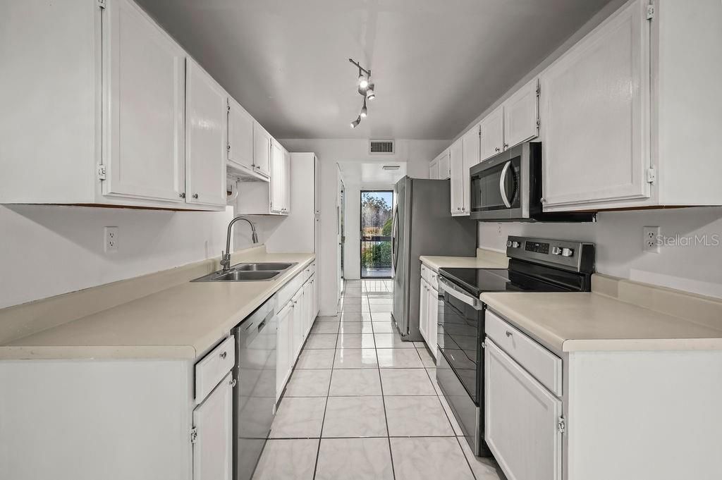4519 Tower Pine Road, Unit 4519, Orlando, FL 32839 Photo