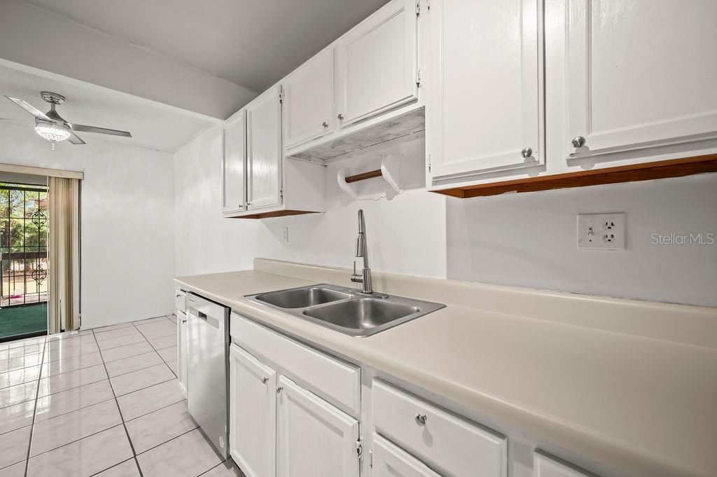 4519 Tower Pine Road, Unit 4519, Orlando, FL 32839 Photo