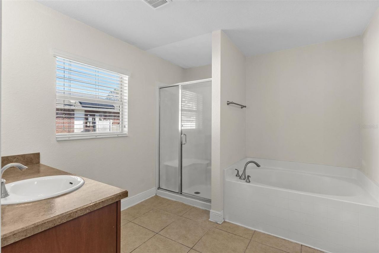 1668 Doves View Circle, Auburndale, FL 33823 Photo