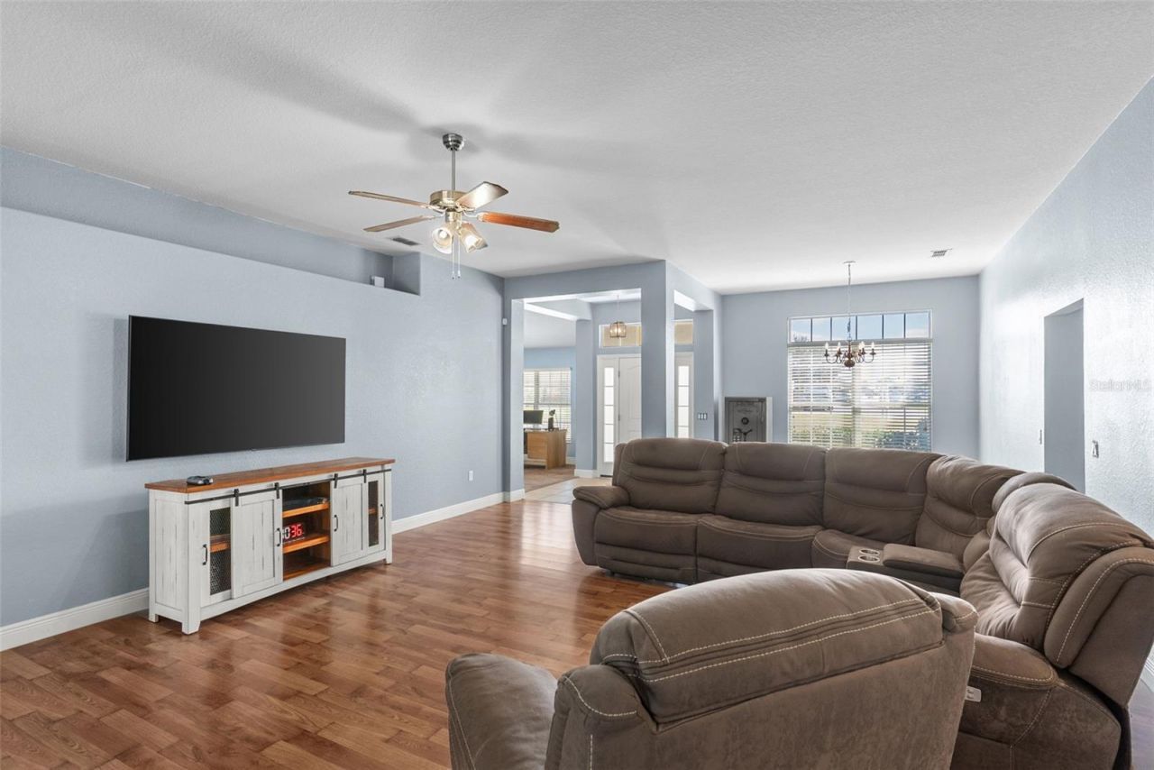 1668 Doves View Circle, Auburndale, FL 33823 Photo