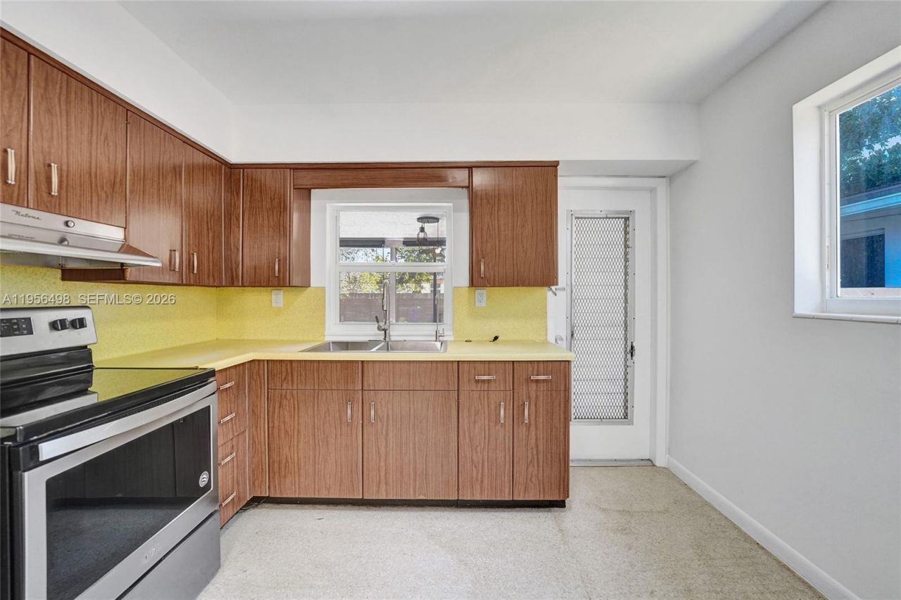 3816 W Park Rd , Hollywood, FL 33021 Photo