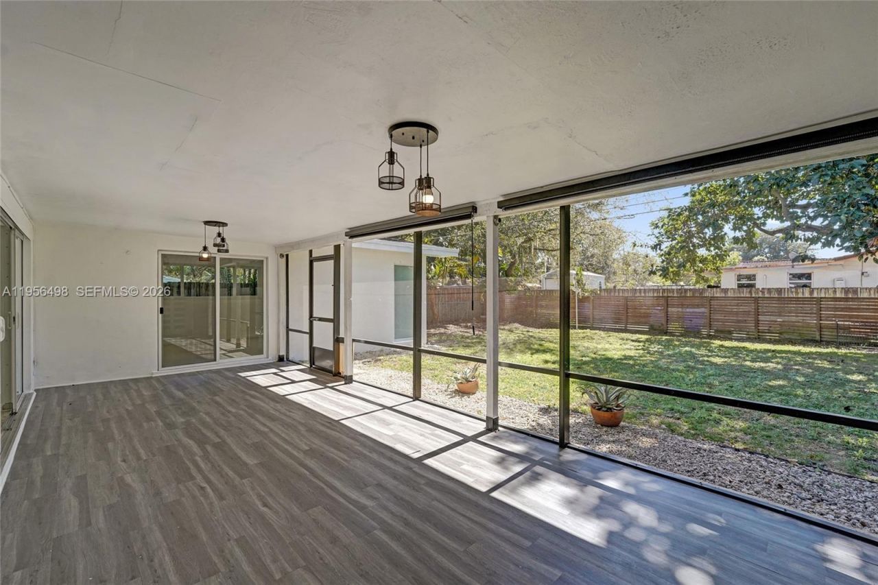 3816 W Park Rd , Hollywood, FL 33021 Photo