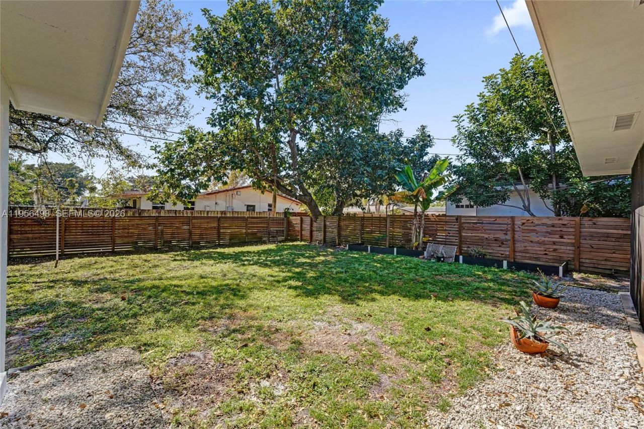 3816 W Park Rd , Hollywood, FL 33021 Photo