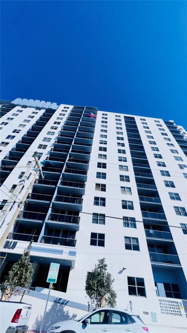 401 N 69th St, Unit 607, Miami Beach, FL 33141 Photo