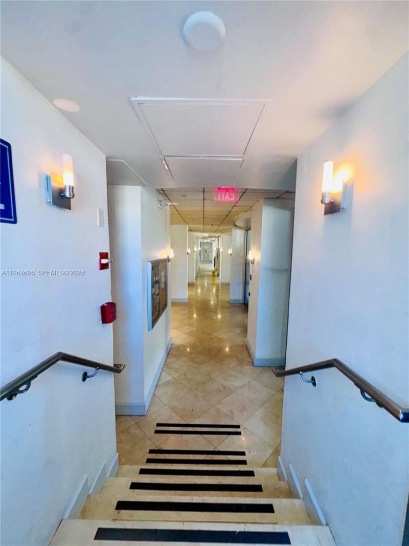 401 N 69th St, Unit 607, Miami Beach, FL 33141 Photo