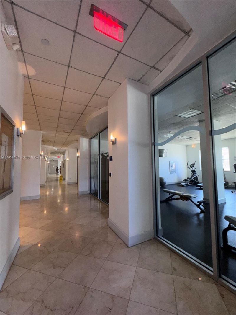 401 N 69th St, Unit 607, Miami Beach, FL 33141 Photo