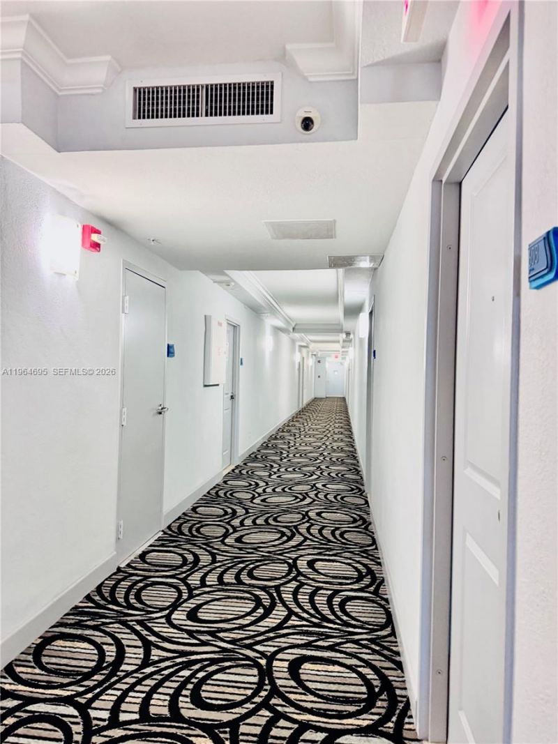 401 N 69th St, Unit 607, Miami Beach, FL 33141 Photo