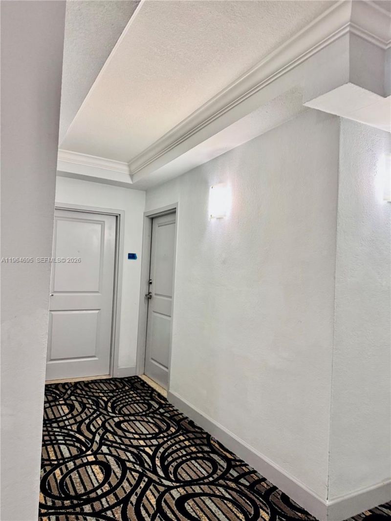 401 N 69th St, Unit 607, Miami Beach, FL 33141 Photo