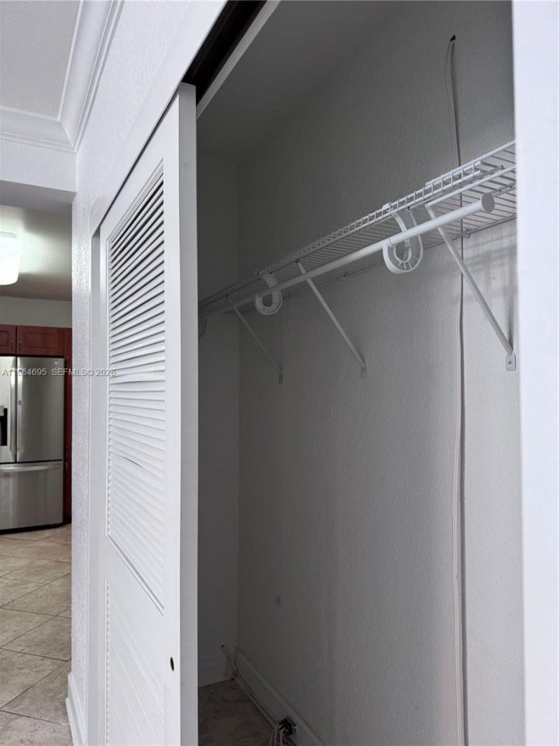 401 N 69th St, Unit 607, Miami Beach, FL 33141 Photo