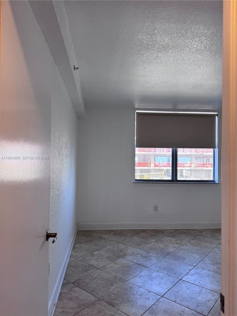 401 N 69th St, Unit 607, Miami Beach, FL 33141 Photo