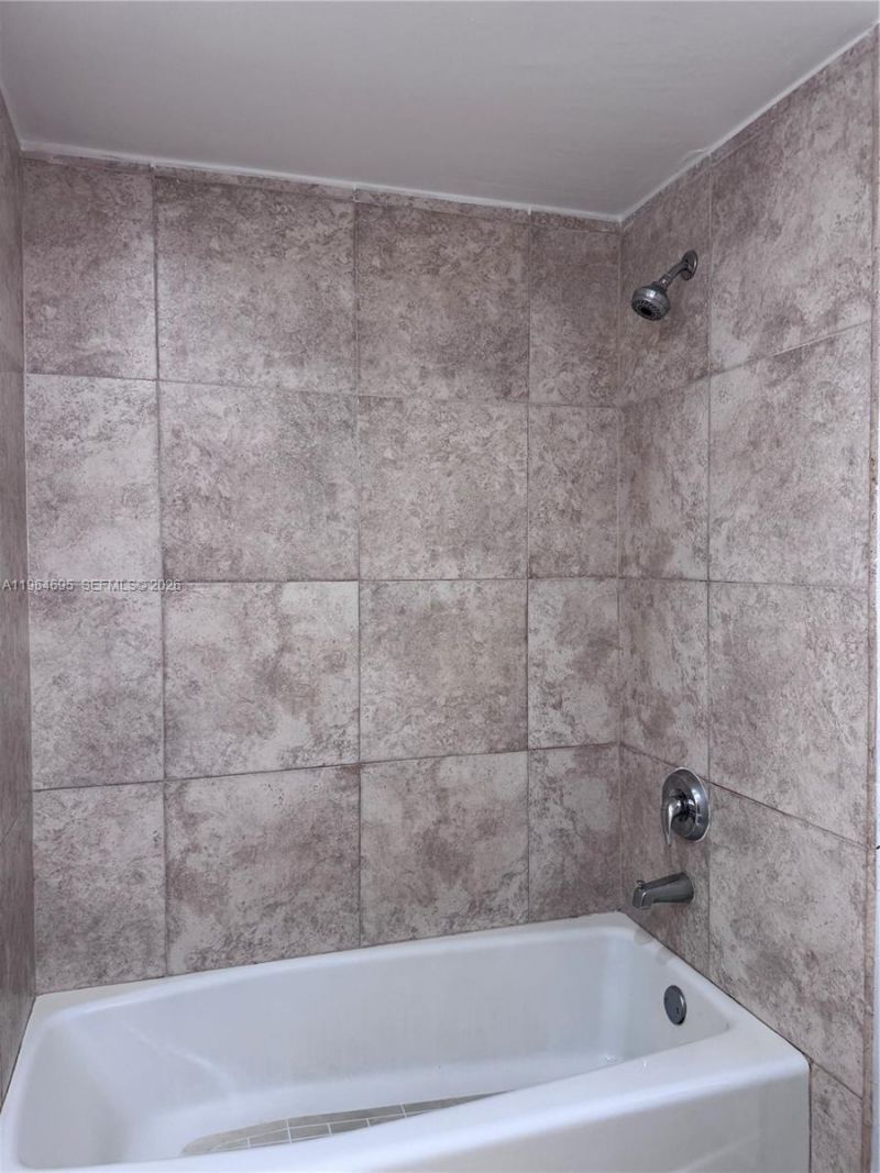 401 N 69th St, Unit 607, Miami Beach, FL 33141 Photo